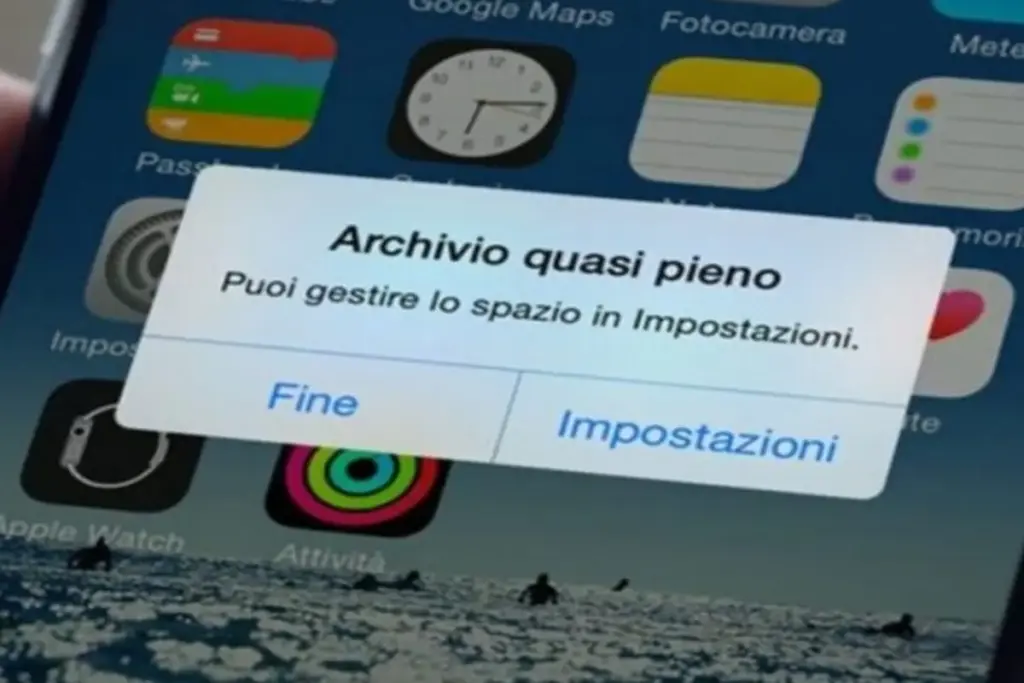 Memoria del telefono piena: come liberare spazio su Android e iPhone